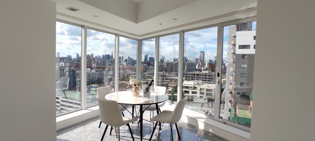 02ec2b153fb0edeeb4a1