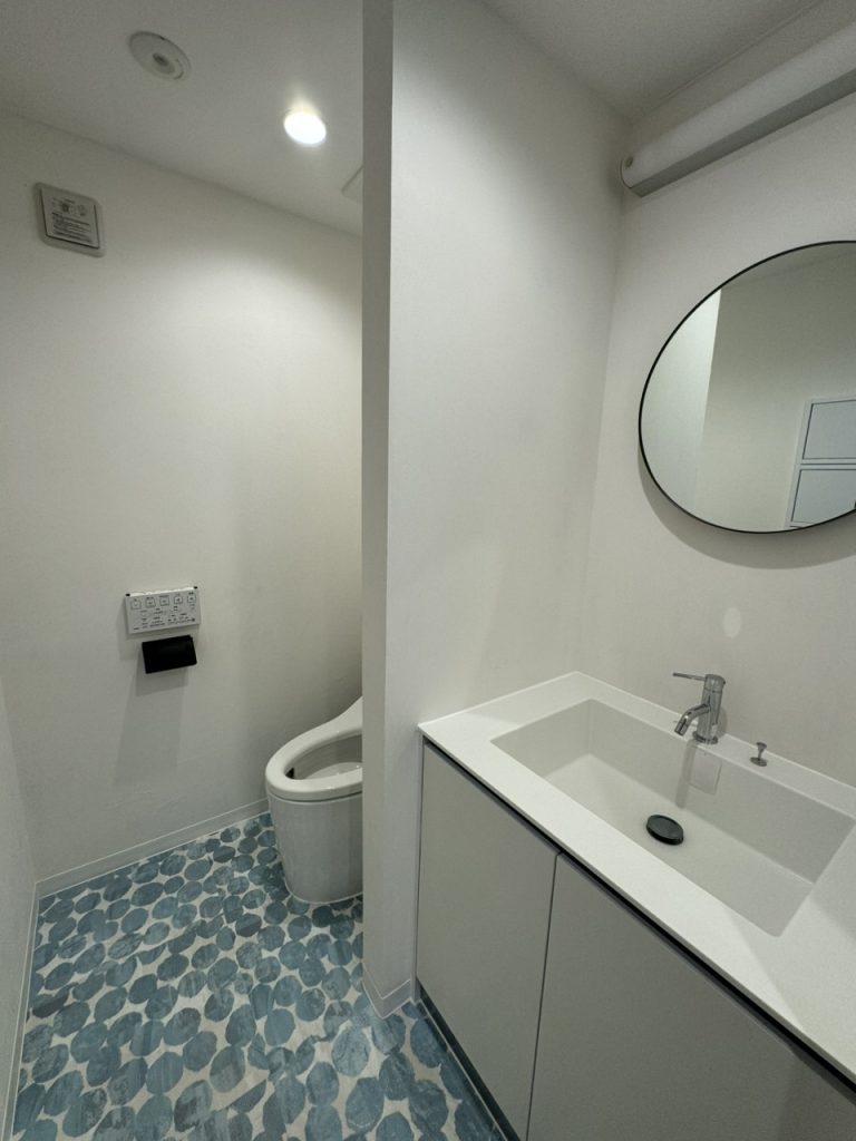 15b6990766a6c6f89fb7